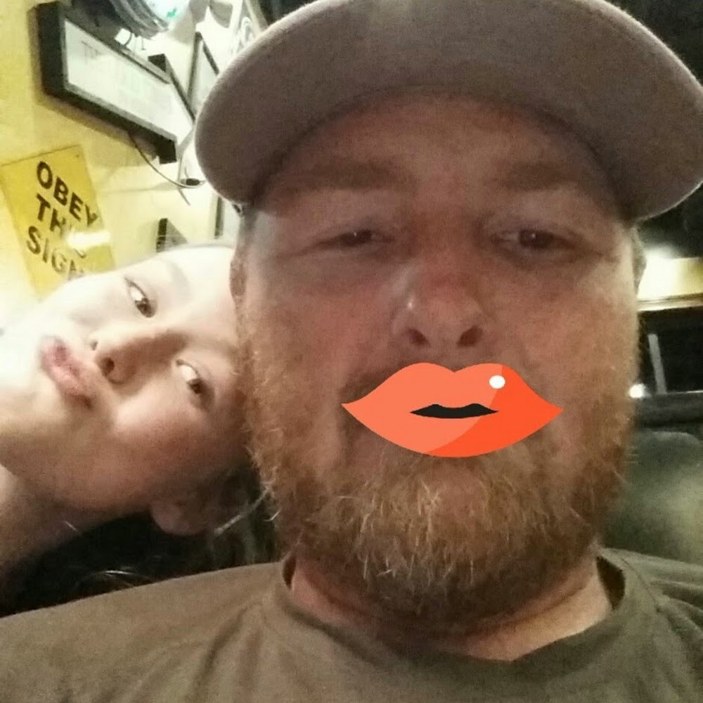 Meet your Posher, Rena